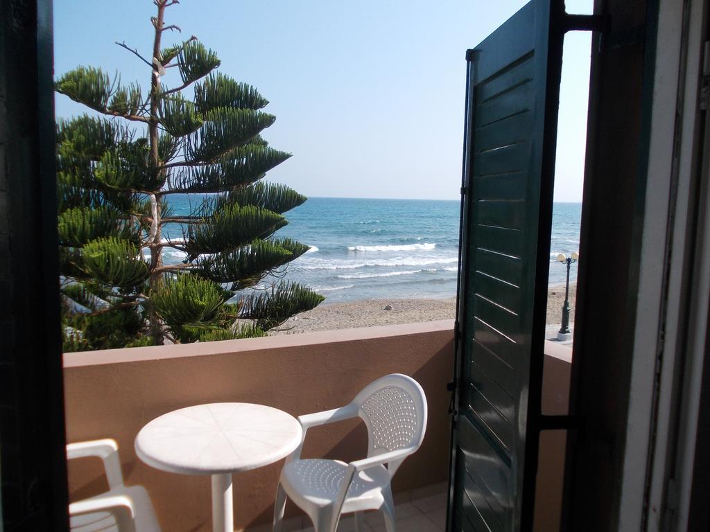 Pelamare Apartment Kokkini Hani Екстериор снимка